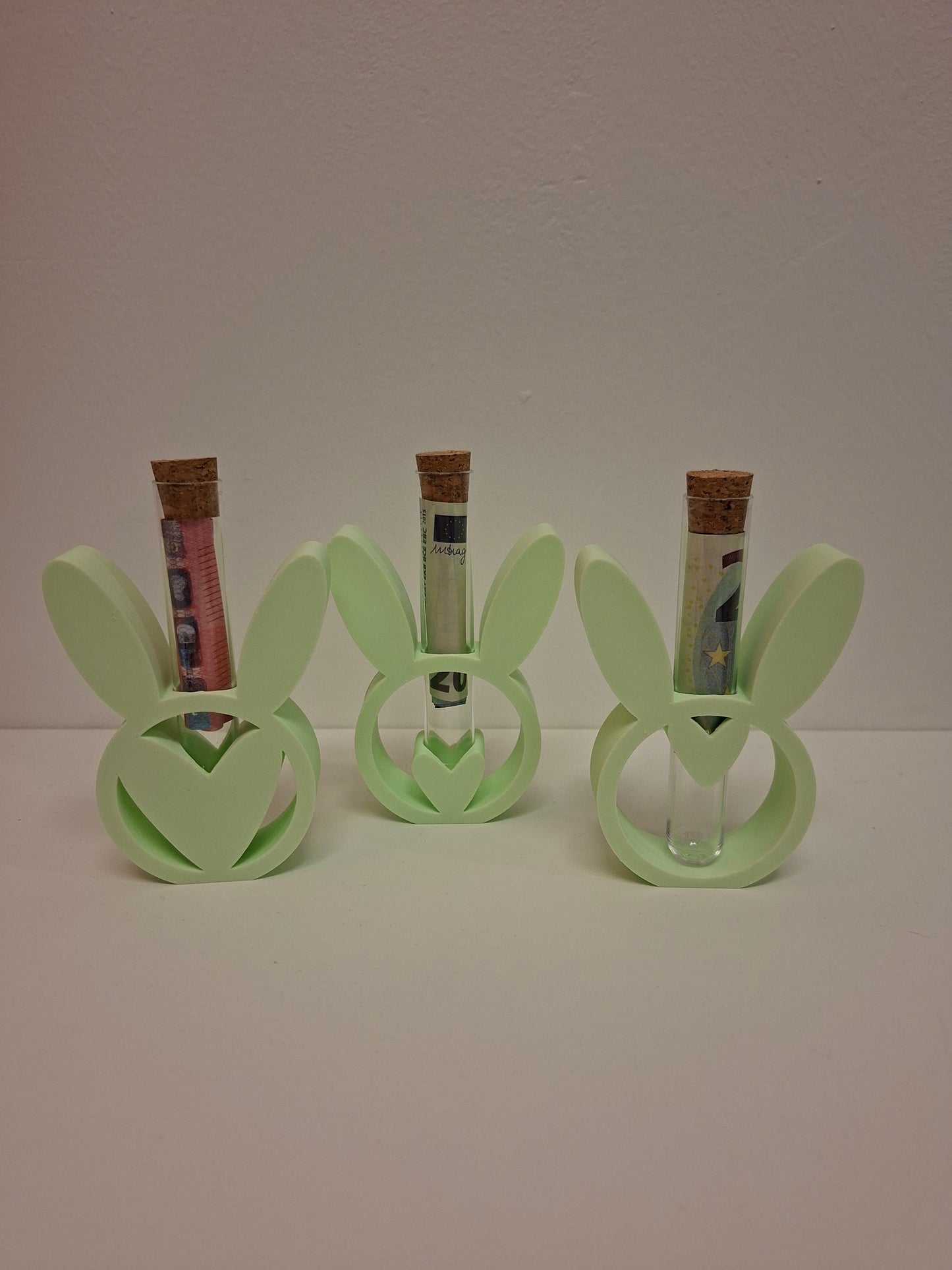 Oster Geldgeschenk im Röhrchen